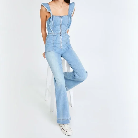 Alice + Olivia Gorgeous Wide Leg Open Back Denim Jeans Jumpsuit - Picture 14 of 16